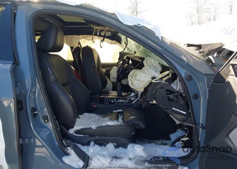 2021 Infiniti Q50 Red Sport 400 z USA, uszkodzony, nr VIN JN1FV7DP3MM850766